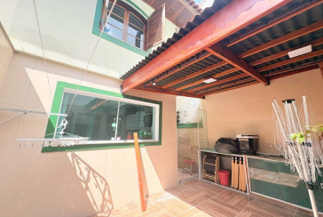  Sobrado à venda no Bairro do Jardim Santo Elias na Rua Durval Fernandes Chaves, 