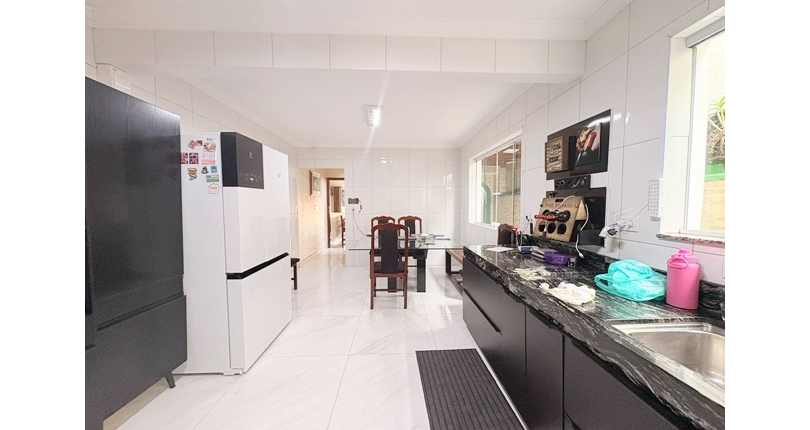  Sobrado à venda no Bairro do Jardim Santo Elias na Rua Durval Fernandes Chaves, 