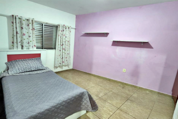  Sobrado à venda no Bairro do  Conjunto Habitacional Turística na Rua Parque do Itatiaia,