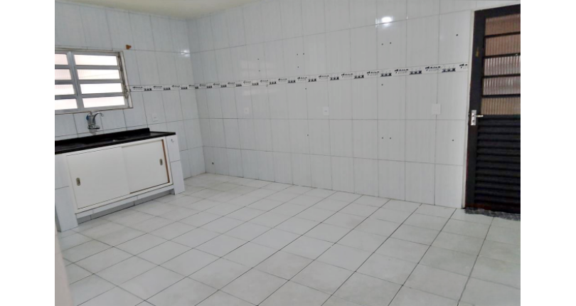  Sobrado à venda no Bairro do  Conjunto Habitacional Turística na Rua Parque do Itatiaia,