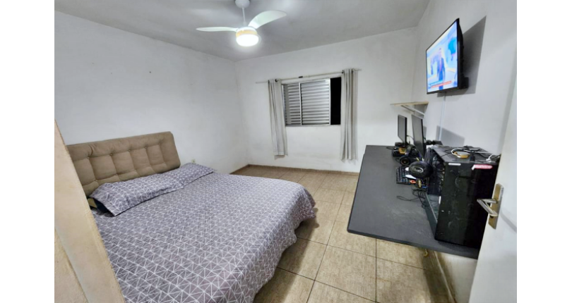  Sobrado à venda no Bairro do  Conjunto Habitacional Turística na Rua Parque do Itatiaia,