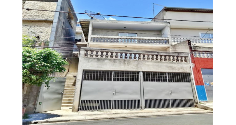  Sobrado à venda no Bairro do  Conjunto Habitacional Turística na Rua Parque do Itatiaia,