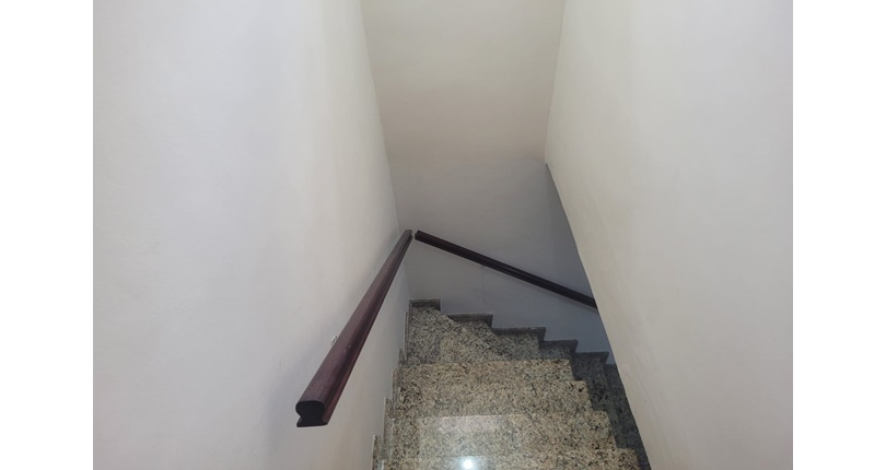 Sobrado à venda no Bairro do Jardim Santo Elias na Avenida Mutinga