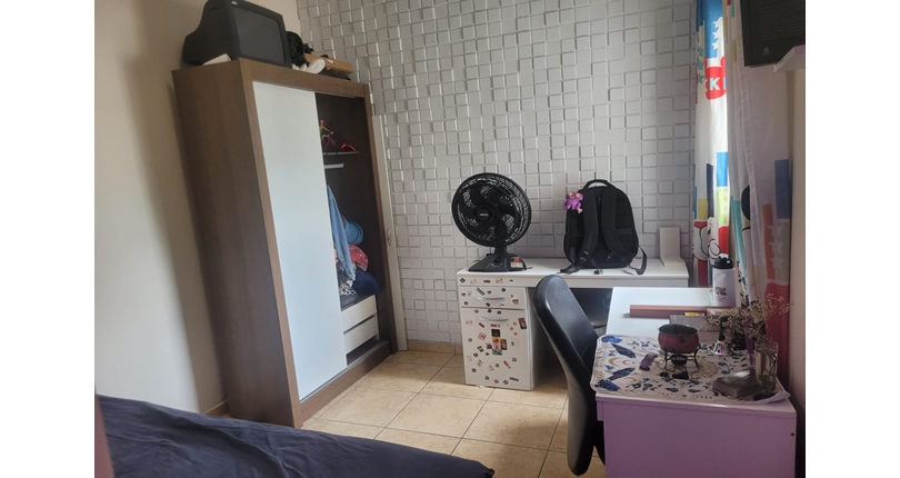 Sobrado à venda no Bairro do Jardim Santo Elias na Avenida Mutinga