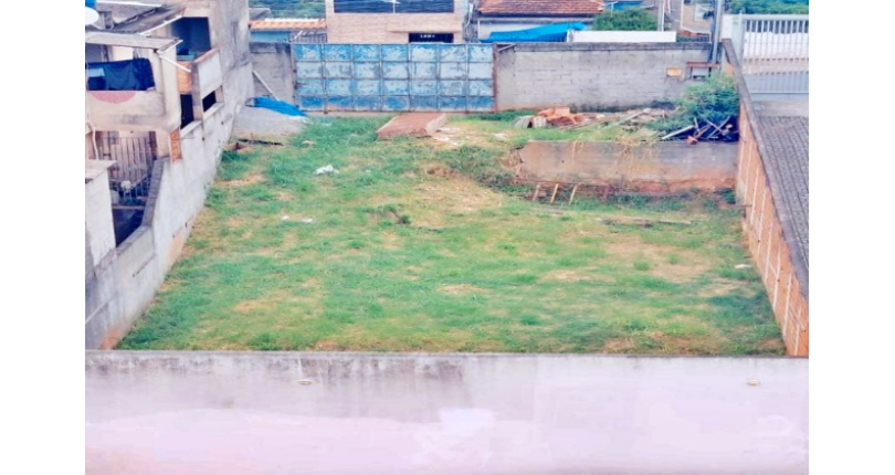 Terreno à venda no Bairro do Jardim Jaraguá na Rua Francisco Bellazzi