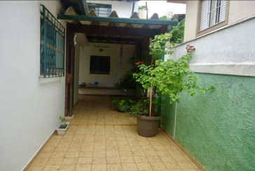  Casa Térrea à venda no Bairro do Parque São Domingos na Rua Brigadeiro Henrique Fontenelle 