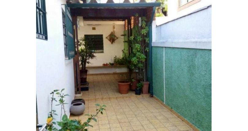  Casa Térrea à venda no Bairro do Parque São Domingos na Rua Brigadeiro Henrique Fontenelle 