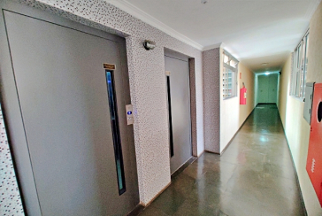 Apartamento à venda no Bairro do Jardim Vivan na Rua Carlo Pallavicino 260