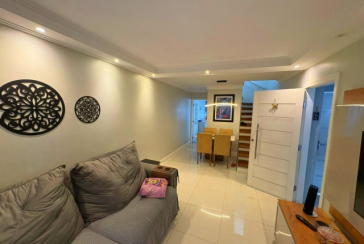 Sobrado à venda no Bairro do Jardim Vista Linda na Rua Erva Cidreira,