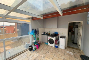 Sobrado à venda no Bairro do Jardim Vista Linda na Rua Erva Cidreira,