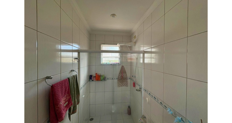 Sobrado à venda no Bairro do Jardim Vista Linda na Rua Erva Cidreira,