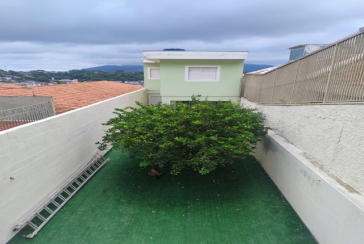 Sobrado à venda no Bairro do Jaraguá na Rua Bacurizeiros,