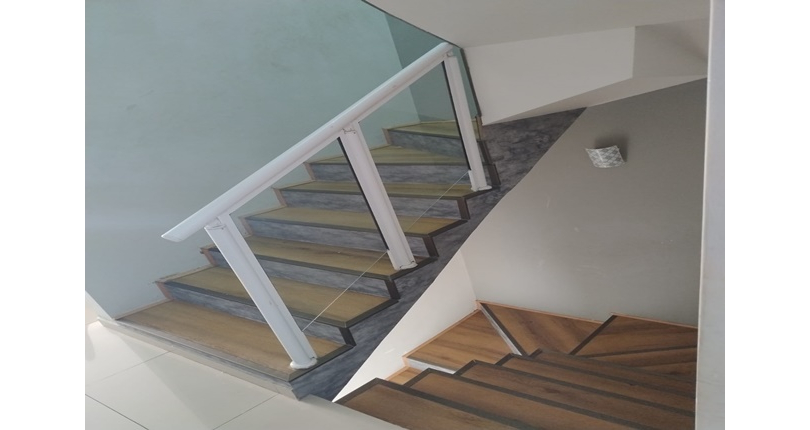 Sobrado à venda no Bairro do Jaraguá na Rua Bacurizeiros,