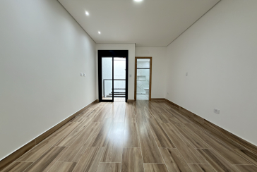 Sobrado novo à venda no Bairro do Parque Maria Domitila na Rua Edvard de Vita Godoy 252