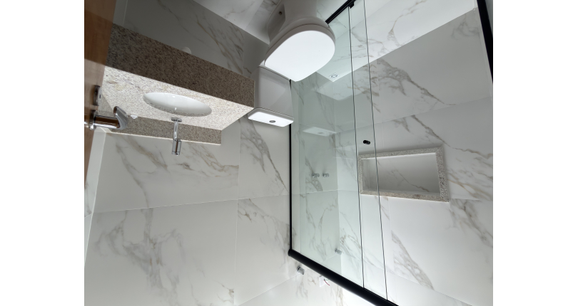 Sobrado novo à venda no Bairro do Parque Maria Domitila na Rua Edvard de Vita Godoy 252