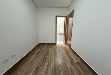 Sobrado novo à venda no Bairro do Parque Maria Domitila na Rua Edvard de Vita Godoy 254