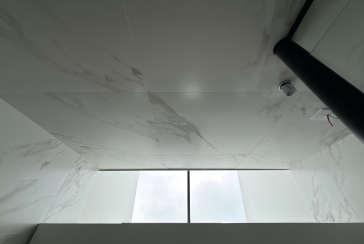 Sobrado novo à venda no Bairro do Parque Maria Domitila na Rua Edvard de Vita Godoy 256.