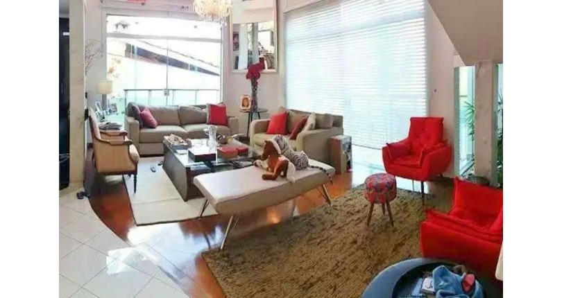 Sobrado à venda no Bairro do City América na Avenida Dom Carmine Rocco, 