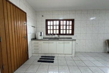 Sobrado à venda no Bairro do Jardim Santo Elias na Rua Benedito da Fonseca Rondon. 