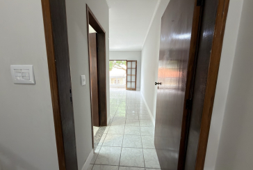 Sobrado à venda no Bairro do Jardim Santo Elias na Rua Benedito da Fonseca Rondon. 