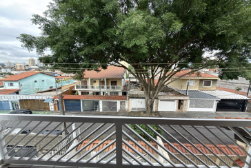 Sobrado à venda no Bairro do Jardim Santo Elias na Rua Benedito da Fonseca Rondon. 