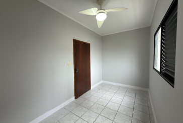 Sobrado à venda no Bairro do Jardim Santo Elias na Rua Benedito da Fonseca Rondon. 