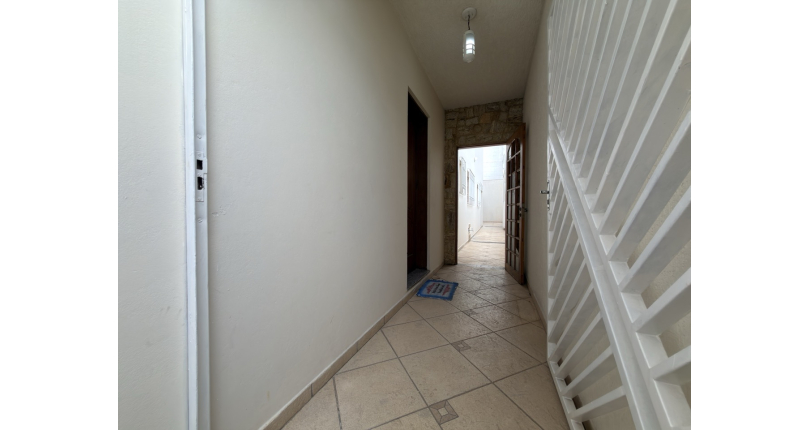 Sobrado à venda no Bairro do Jardim Santo Elias na Rua Benedito da Fonseca Rondon. 