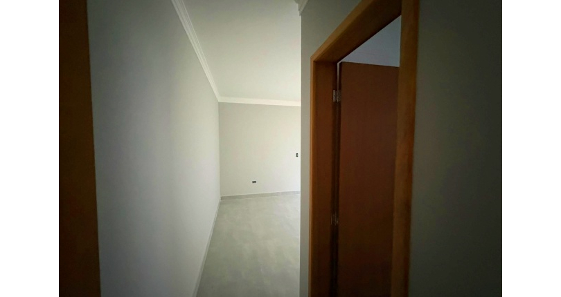 Sobrado novo à venda no Bairro da Chácara Jaraguá na Rua Rio Grande da Serra