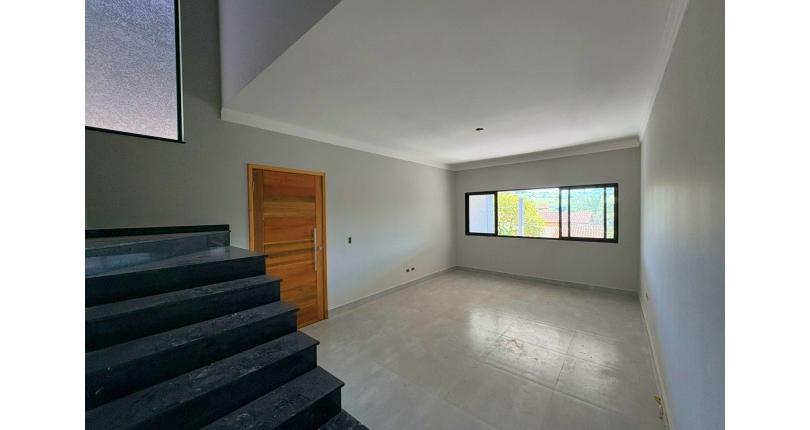 Sobrado novo à venda no Bairro da Chácara Jaraguá na Rua Rio Grande da Serra