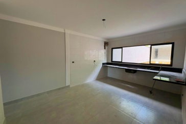 Sobrado novo à venda no Bairro da Chácara Jaraguá na Rua Rio Grande da Serra