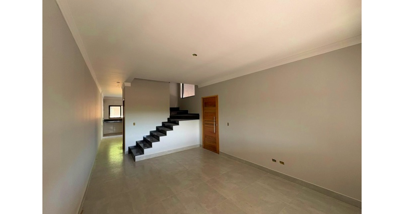 Sobrado novo à venda no Bairro da Chácara Jaraguá na Rua Rio Grande da Serra