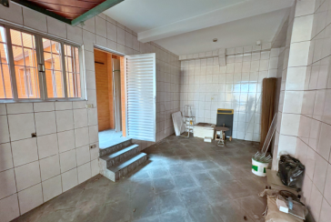 Casa Térrea à venda no Bairro do Parque São Domingos na Rua Professor José Maria Calazans Nogueira