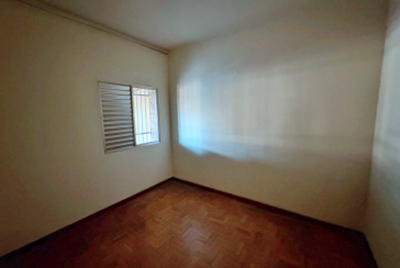 Casa Térrea à venda no Bairro do Parque São Domingos na Rua Professor José Maria Calazans Nogueira