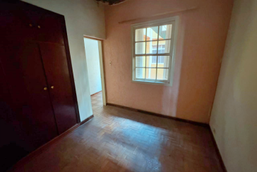 Casa Térrea à venda no Bairro do Parque São Domingos na Rua Professor José Maria Calazans Nogueira