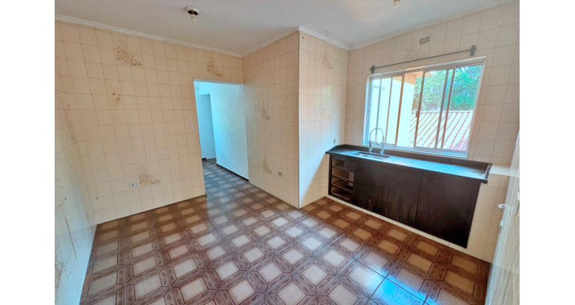 Casa Térrea à venda no Bairro do Parque São Domingos na Rua Professor José Maria Calazans Nogueira