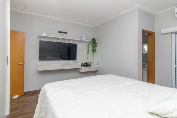 Sobrado à venda no Bairro do City Recanto Anastácio na Rua Miguel Calovini