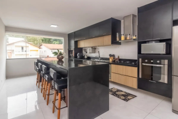 Sobrado à venda no Bairro do City Recanto Anastácio na Rua Miguel Calovini