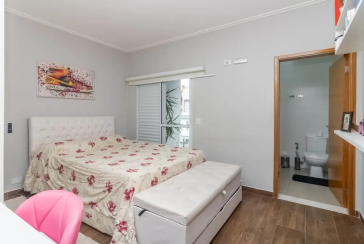 Sobrado à venda no Bairro do City Recanto Anastácio na Rua Miguel Calovini