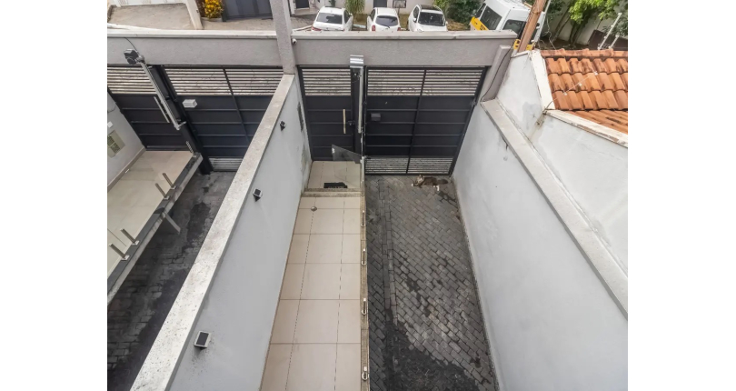 Sobrado à venda no Bairro do City Recanto Anastácio na Rua Miguel Calovini