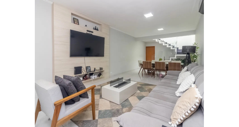 Sobrado à venda no Bairro do City Recanto Anastácio na Rua Miguel Calovini