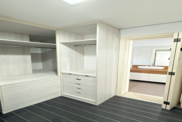 Sobrado à venda no Bairro do Parque Maria Domitila na Rua Manuel de Oliveira Rocha