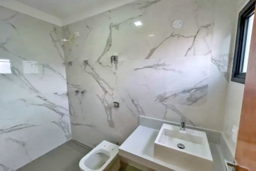 Linda Casa à venda em Itatiba no Residencial Fazenda Santa Rosa - Fase 1 na Avenida Carmelo Scarparo