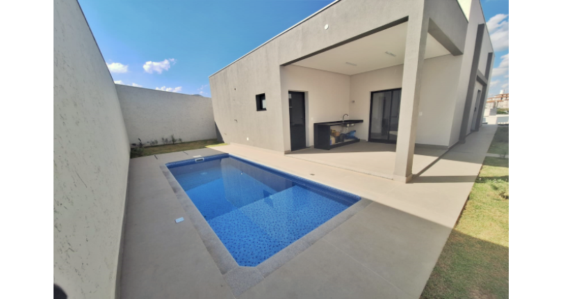 Linda Casa à venda em Itatiba no Residencial Fazenda Santa Rosa - Fase 1 na Avenida Carmelo Scarparo