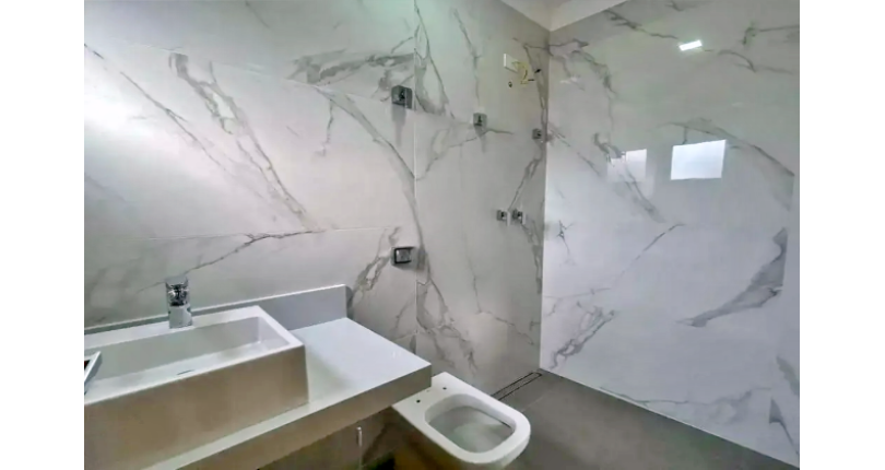 Linda Casa à venda em Itatiba no Residencial Fazenda Santa Rosa - Fase 1 na Avenida Carmelo Scarparo