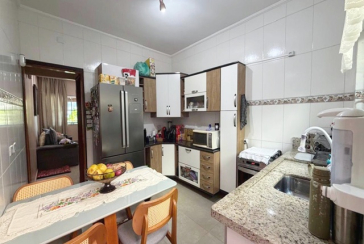 Sobrado à venda no Bairro da Vila Boaçava na Rua Água Limpa, 