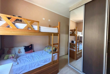 Sobrado à venda no Bairro da Vila Boaçava na Rua Água Limpa, 