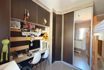 Sobrado à venda no Bairro da Vila Boaçava na Rua Água Limpa, 