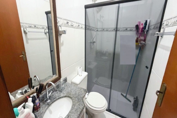 Sobrado à venda no Bairro da Vila Boaçava na Rua Água Limpa, 