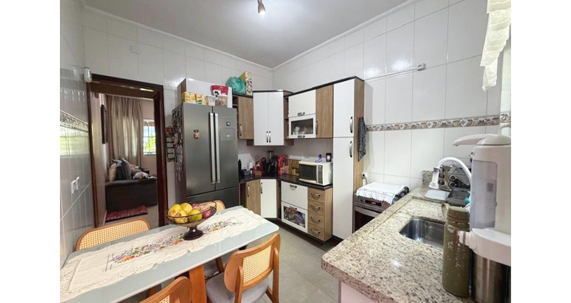 Sobrado à venda no Bairro da Vila Boaçava na Rua Água Limpa, 