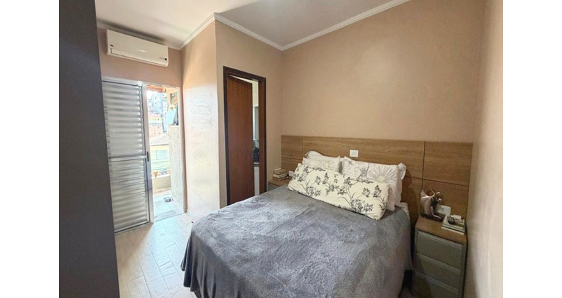 Sobrado à venda no Bairro da Vila Boaçava na Rua Água Limpa, 